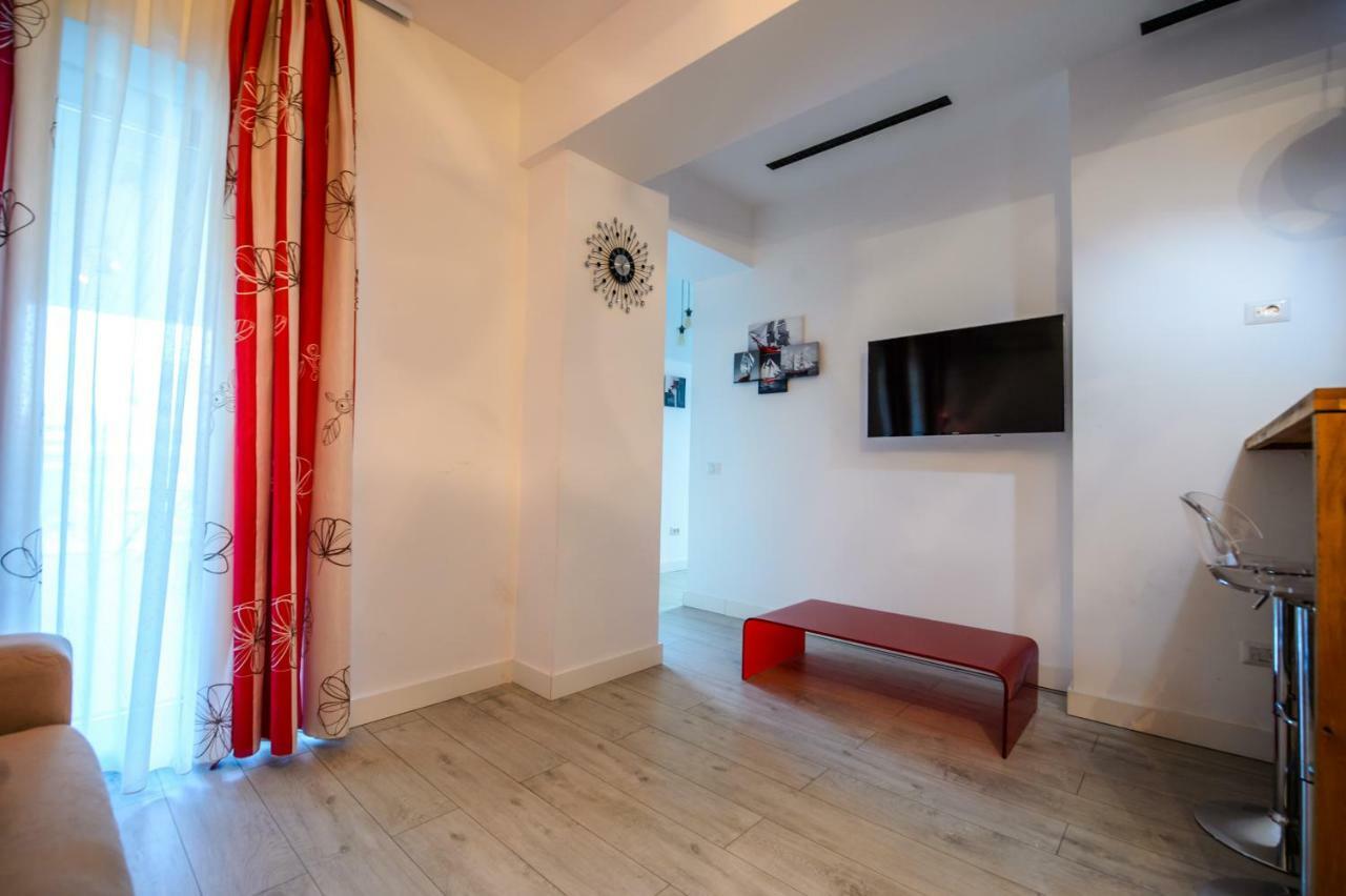 Blue Bike Seaview Apartment Mamaia Exterior foto