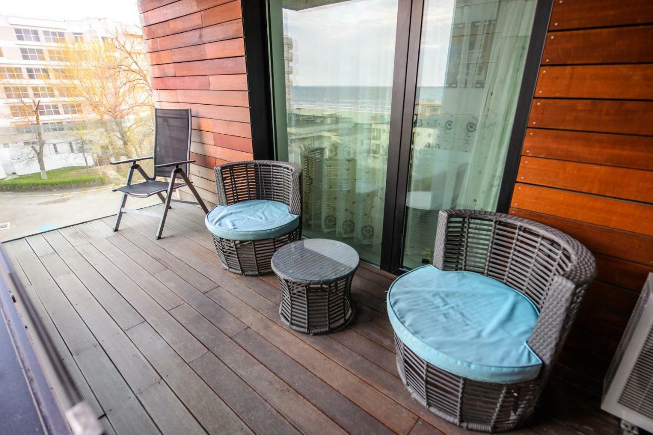 Blue Bike Seaview Apartment Mamaia Exterior foto